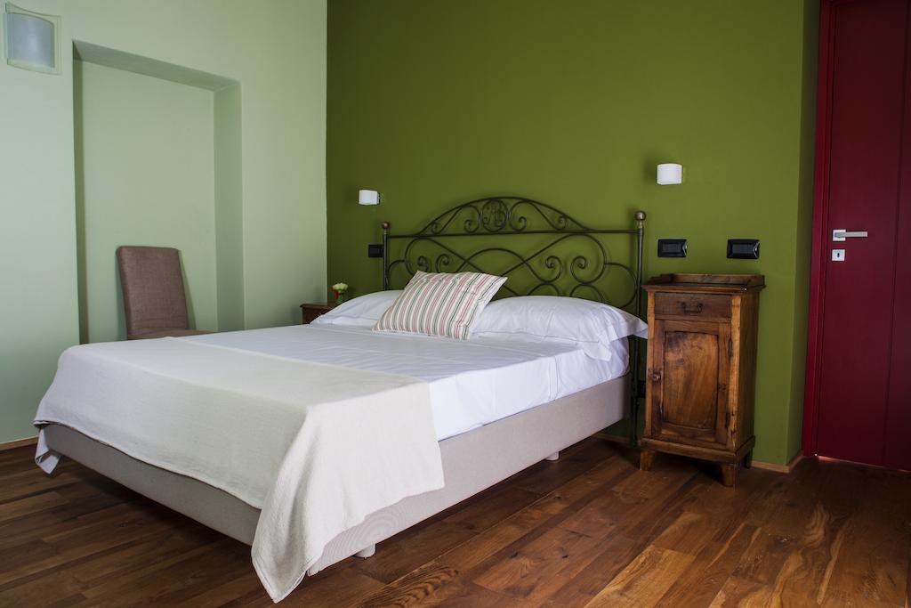 A Mira 'D Novel Guest House Novello Room photo